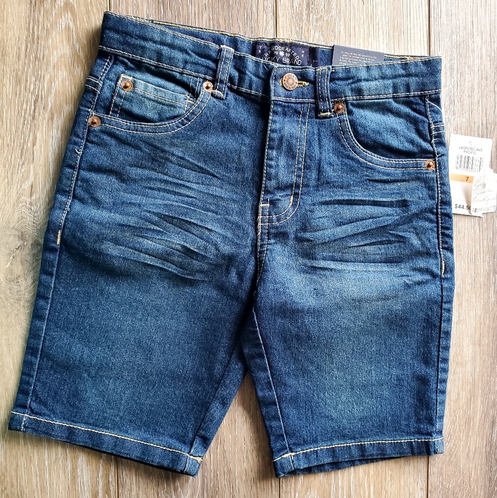 🇺🇲Girl's Lucky Brand dark wash distressed jean shorts classic straight Sz 7